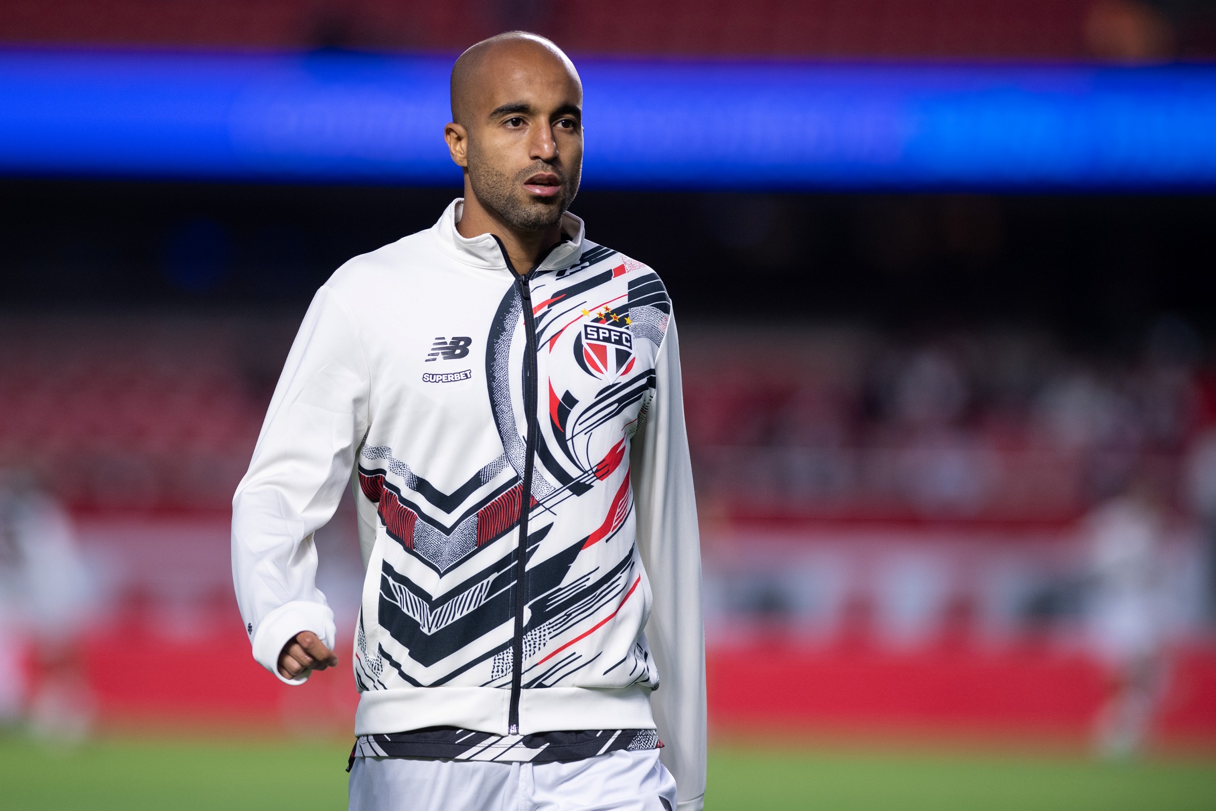 São Paulo confirma lesão de Lucas, mas não define prazo para volta