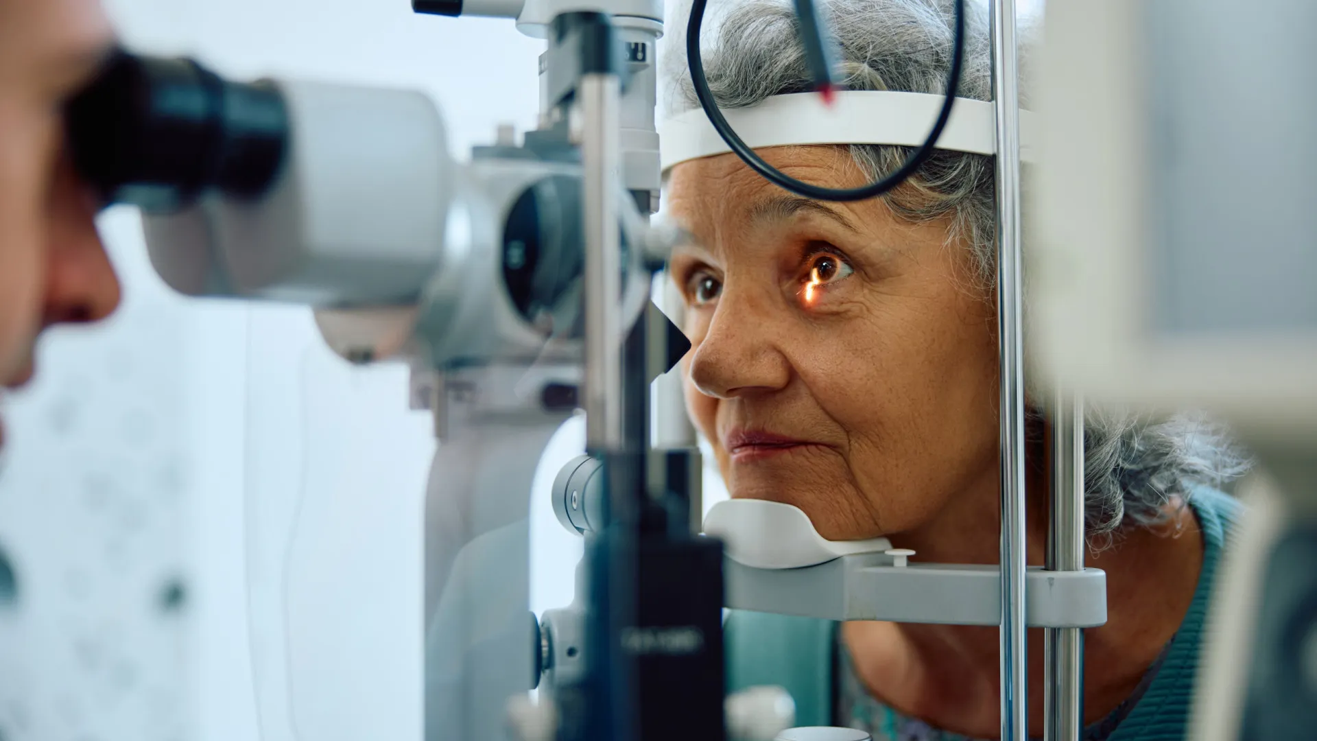 Um exame oftalmológico anual pode detectar Alzheimer precocemente