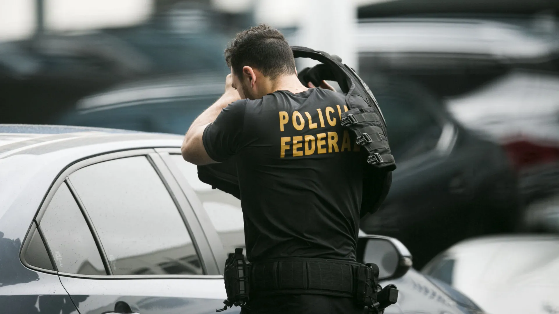 141 carros apreendidos, 192 imóveis sequestrados, R$ 1,2 bi bloqueado, veja os números da megaoperação contra o PCC