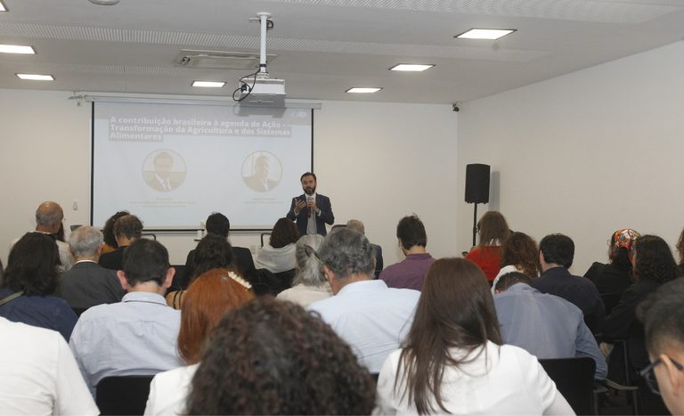 As contribuições do Mapa no fomento à agricultura tropical regenerativa são apresentadas no Rio Climate Ation Week