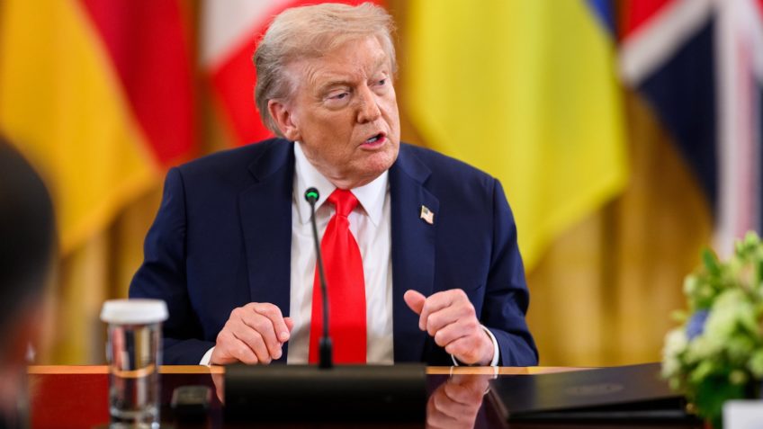 Juíza dos EUA barra plano de Trump para deportações imediatas