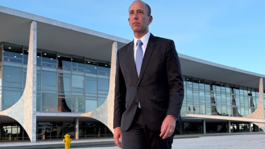 Rodrigo Manga cogita disputar governo de São Paulo em 2026