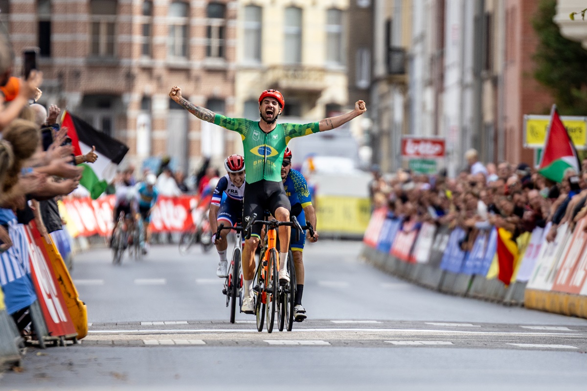 Brasileiros conquistam medalhas no Mundial de Paraciclismo de estrada