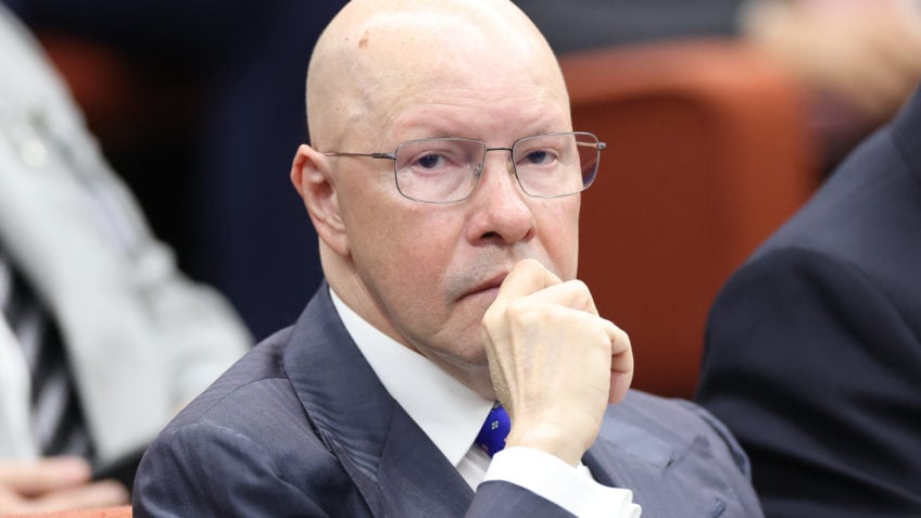 Talvez eu seja o único que gosta de Bolsonaro e Moraes, diz Demóstenes