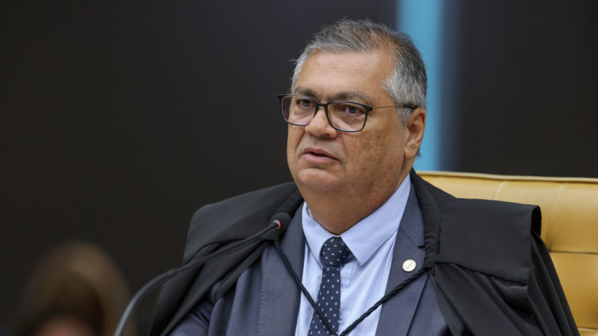 Dino: STF avaliará validade e alcance da delação de Mauro Cid