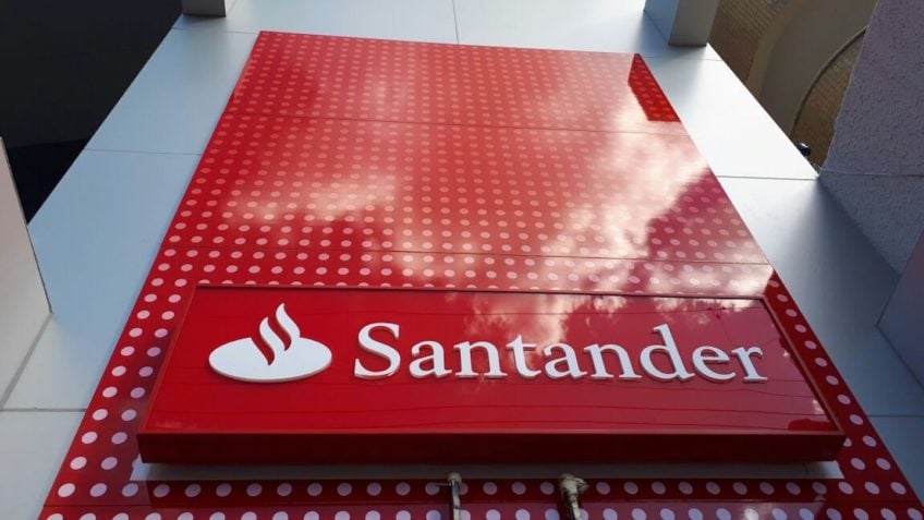 Santander é alvo de ataque hacker e sistema fica instabilidade