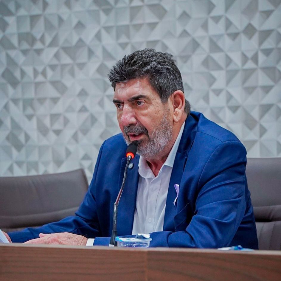 Dr. João propõe lei que garante adaptação alimentar e sonora para crianças com deficiência nas escolas