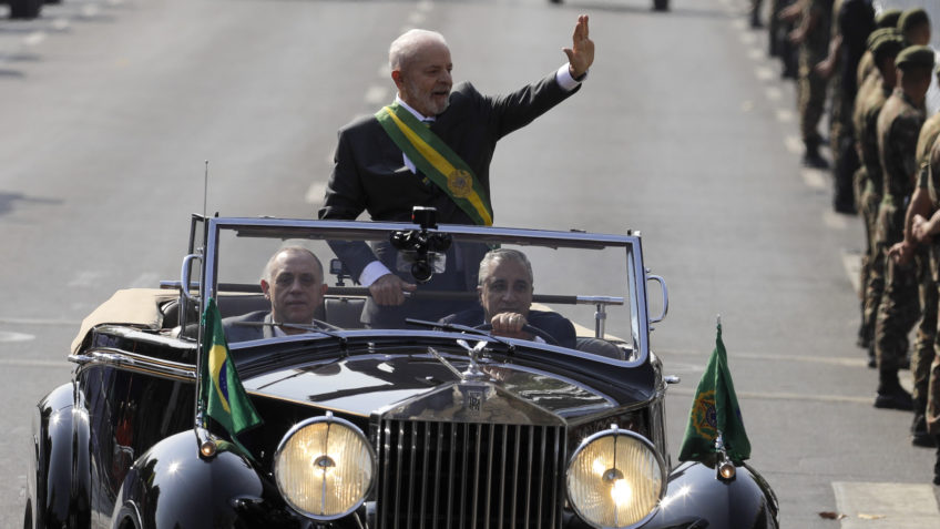 Lula politiza 7 de Setembro mirando eleições de 2026