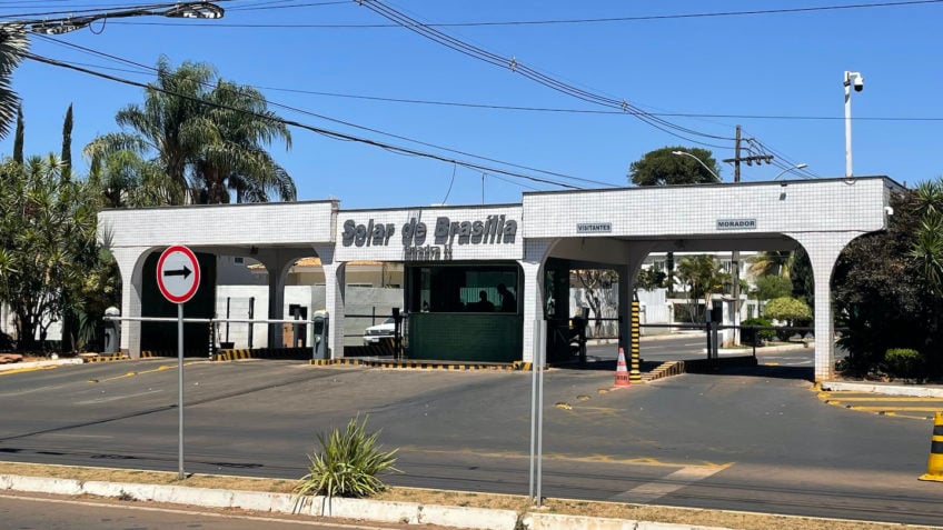 Condomínio de Bolsonaro fica vazio na manhã do 7 de Setembro