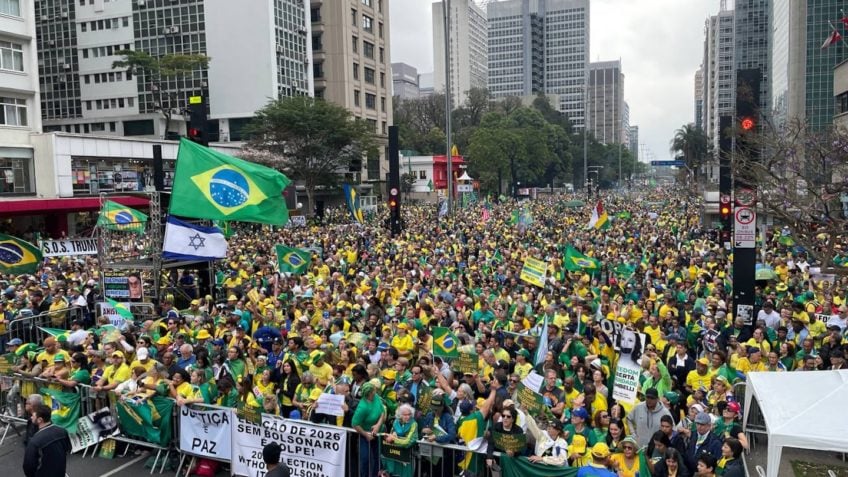 Ao vivo: Malafaia faz ato em defesa da anistia na av. Paulista