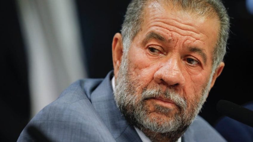 Lupi diz que não informou Lula sobre fraudes no INSS