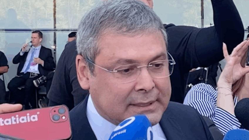 Anistia ficou “mais distante” após falas de Tarcísio, diz Lindbergh