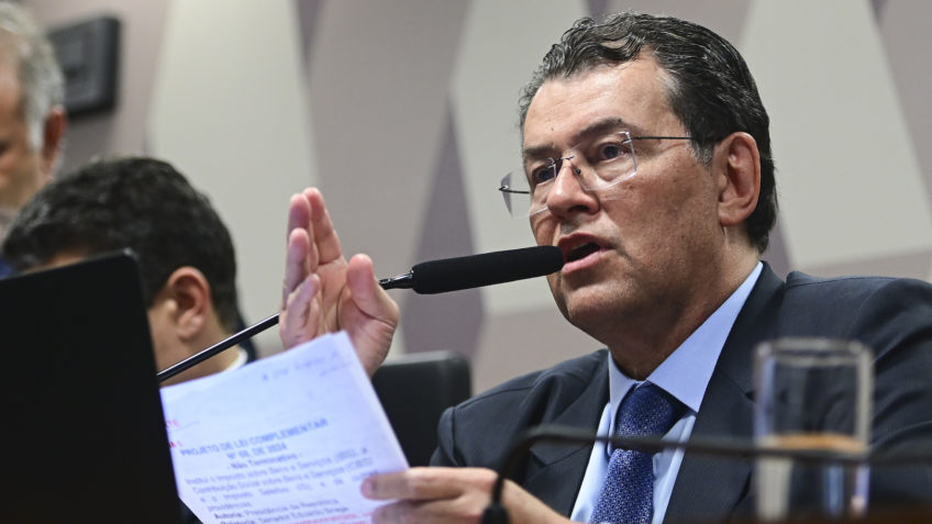 Relator cria regra para acabar impasse do Comitê Gestor