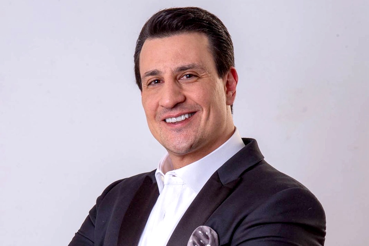 Tiago Pavinatto estreia programa Pavio Curto no YouTube