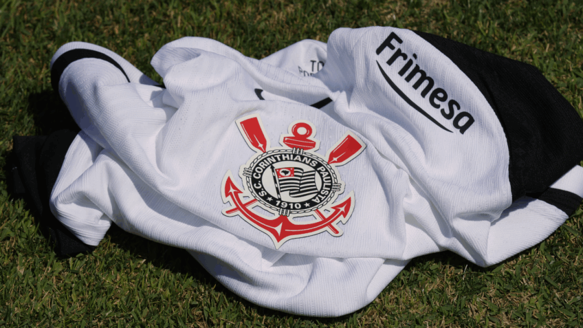 Corinthians fecha acordo com empresa do setor alimentício