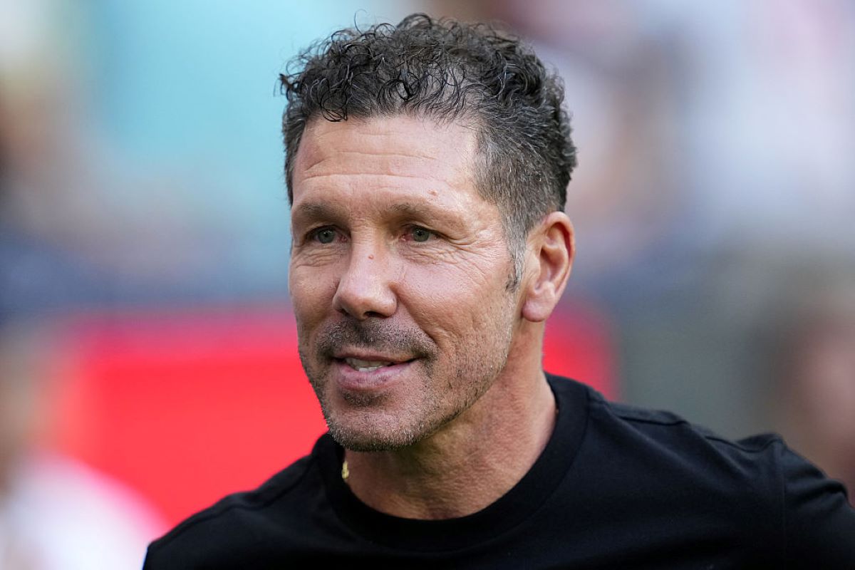 Diego Simeone faz escolha inusitada para melhor jogador do mundo; veja