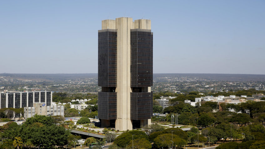 BC: bancos devem negar pagamentos a contas usadas em fraudes