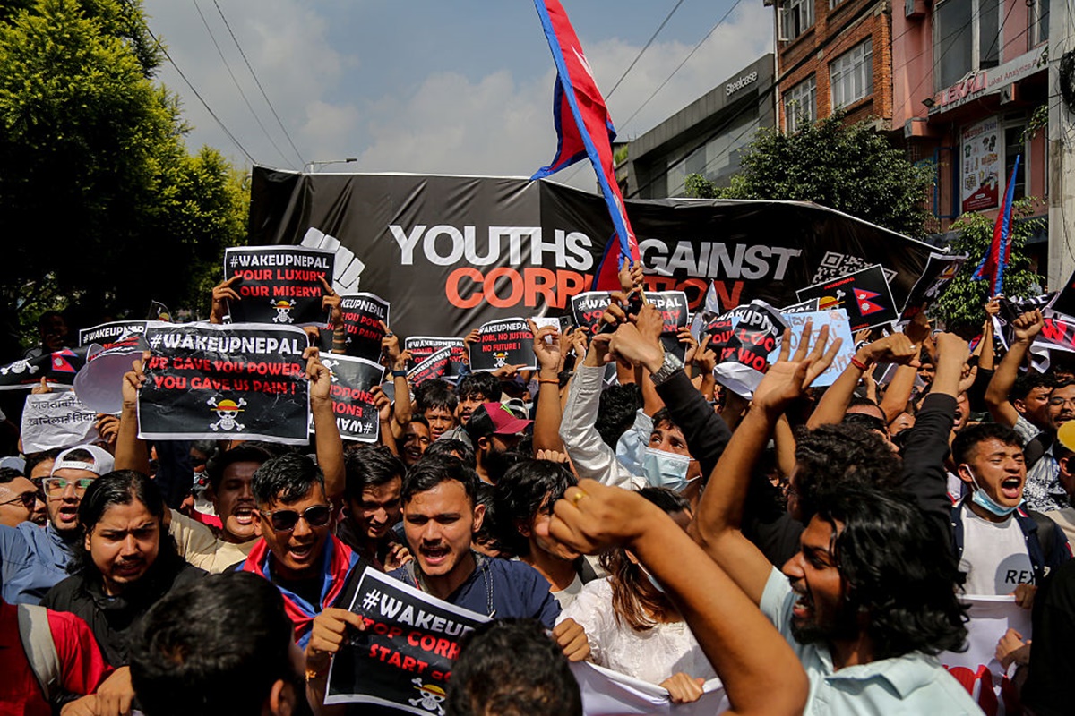 Número de mortos em protestos no Nepal sobe para 51
