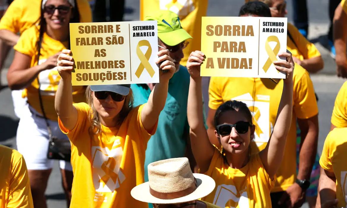 Governo institui dias de prevenção ao suicídio e à automutilação
