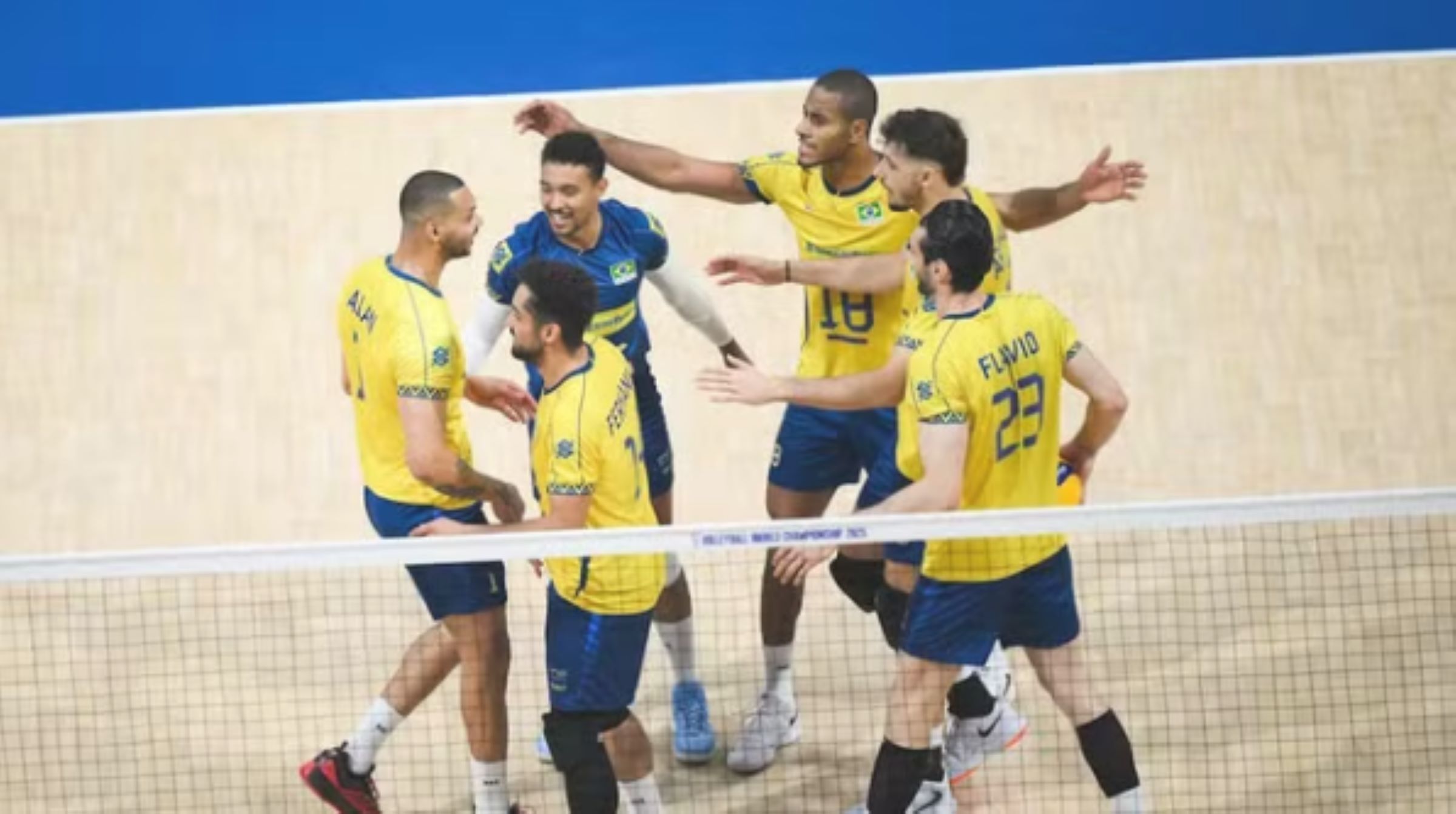 Brasil bate a China de virada na estreia do Mundial de Vôlei masculino