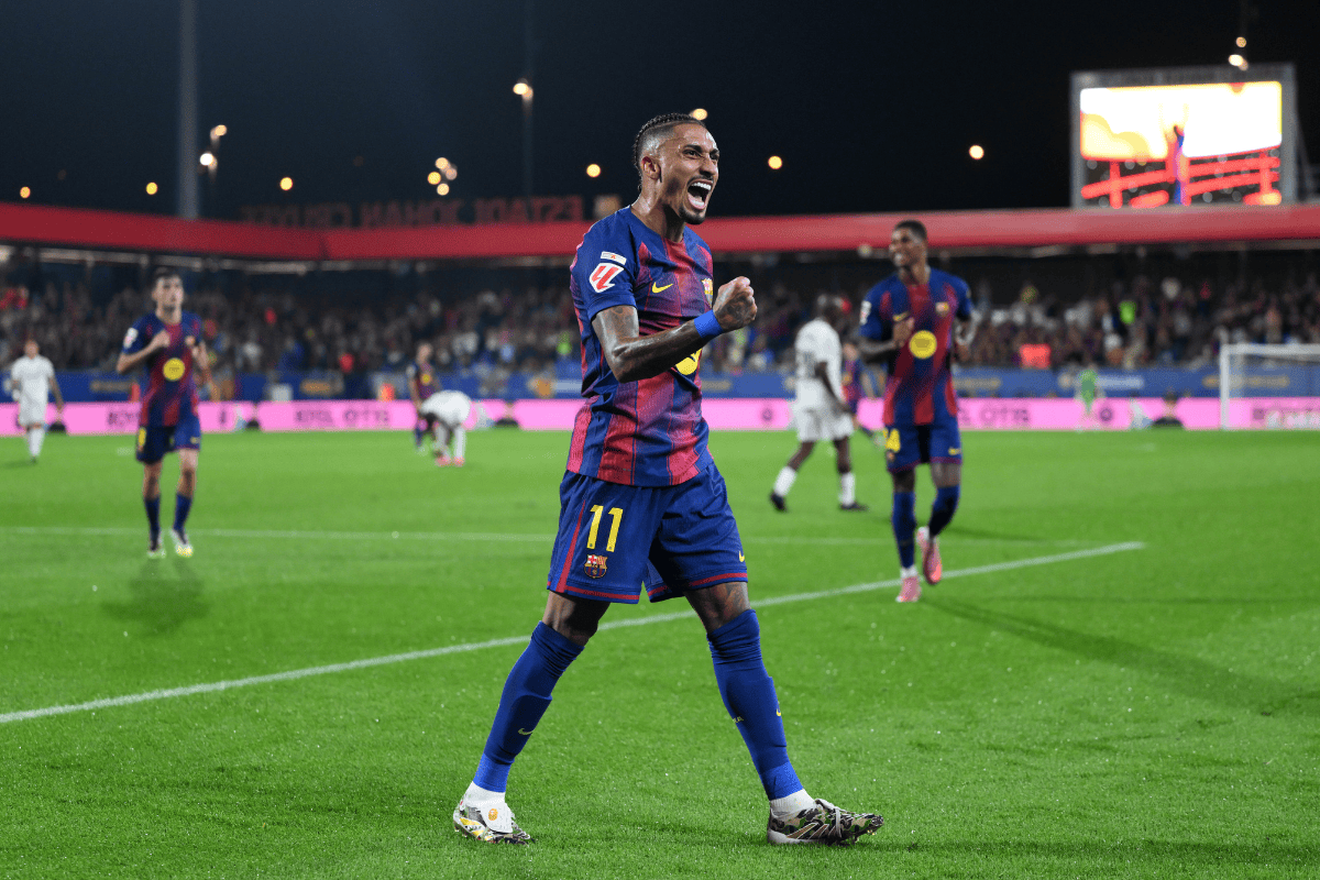 La Liga: Raphinha marca, Barcelona goleia e segue na vice-liderança
