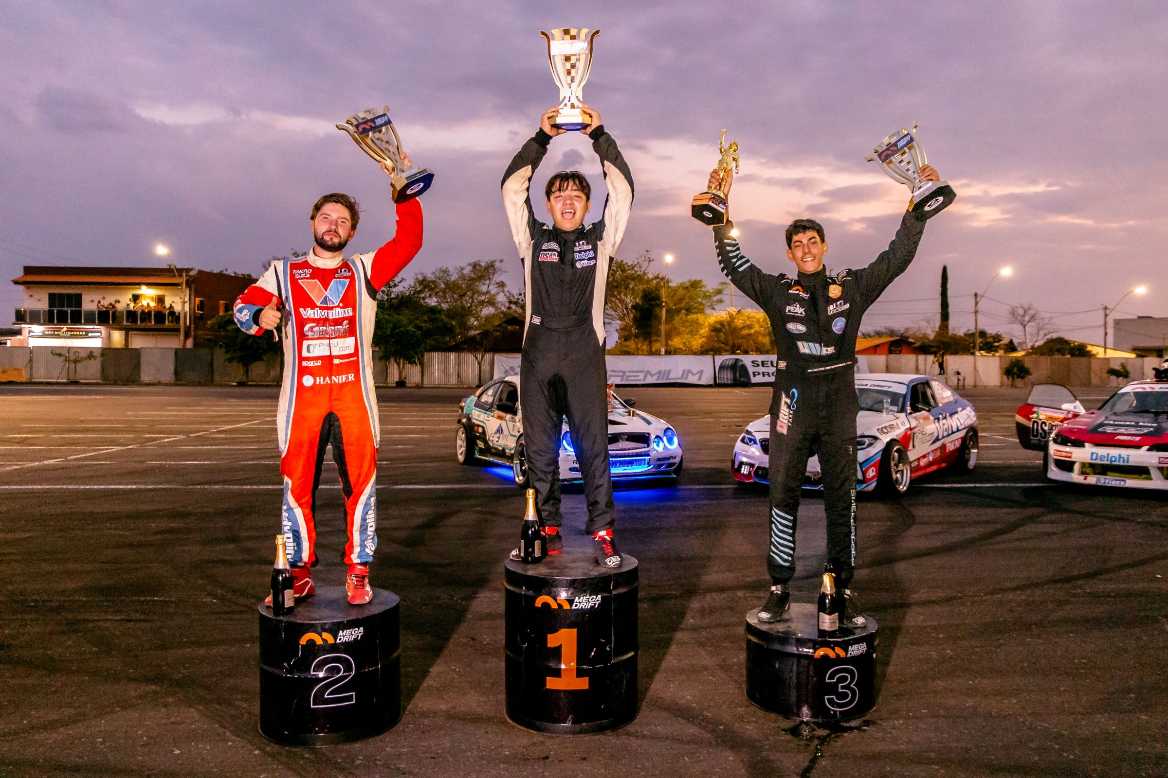 Lucas Hanazono conquista 4ª etapa do Mega Drift Brasil. Veja pódio