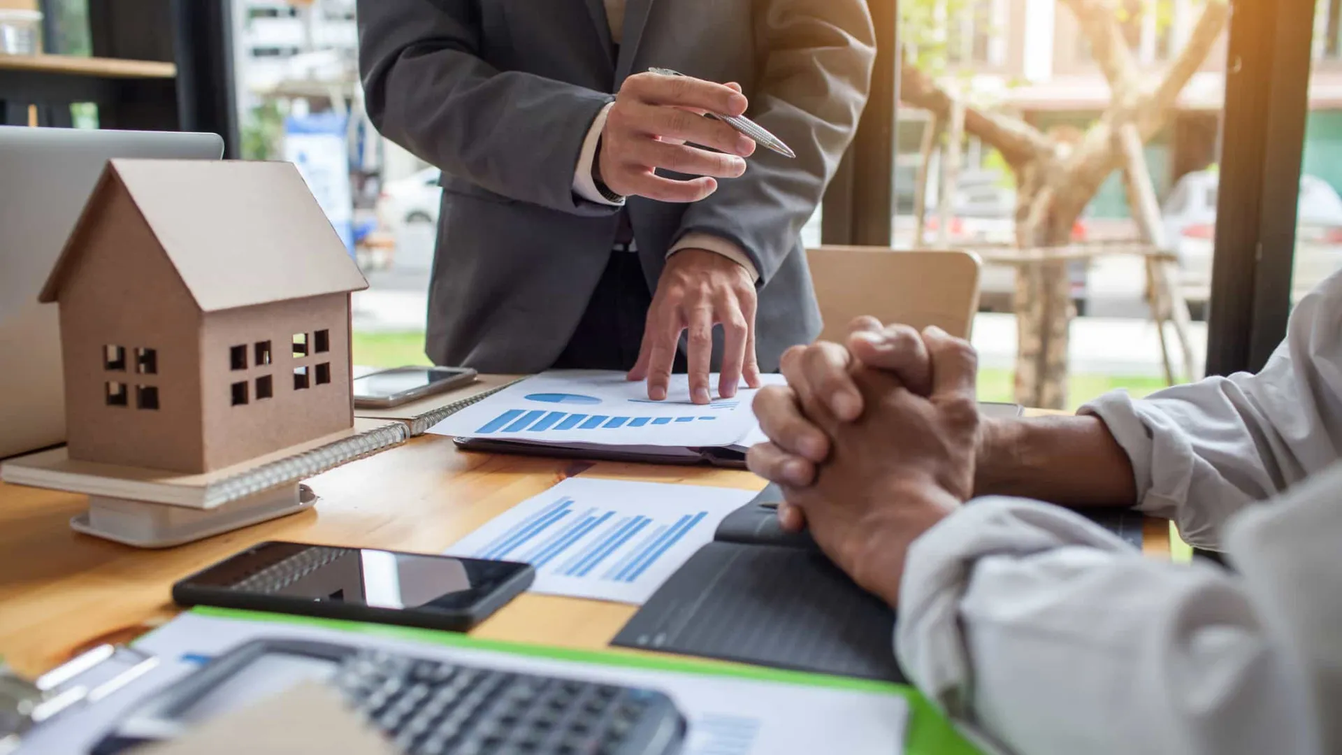 Inadimplência cai e derruba retomada de imóveis ao menor nível desde 2022
