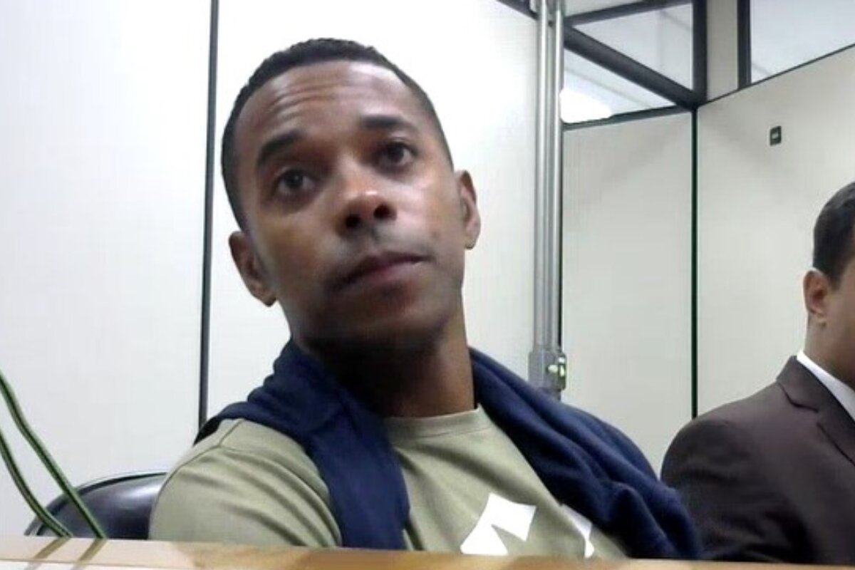 Robinho desiste de entrevista ao SBT autorizada pela Justiça: entenda