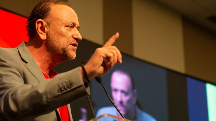 "Trump é maior líder fascista do século 21", diz presidente do PT