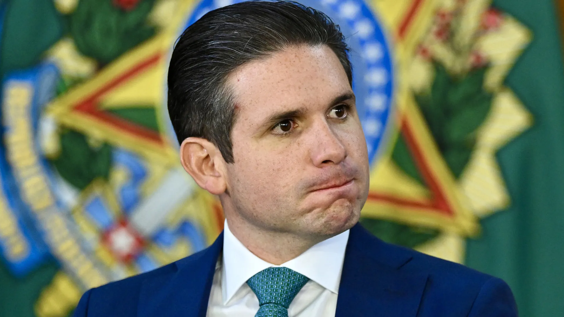 Motta tenta postergar anistia para construir alternativa com Senado, STF e governo Lula