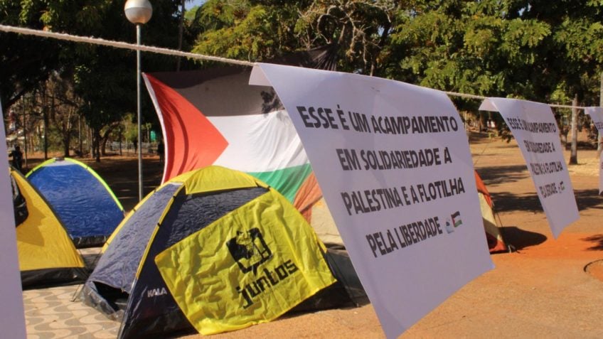 Estudantes da UnB montam acampamento em solidariedade a palestinos