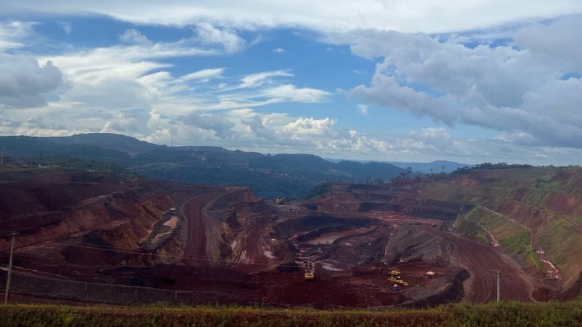 Huawei diz avaliar projeto de mineração inteligente com a Vale