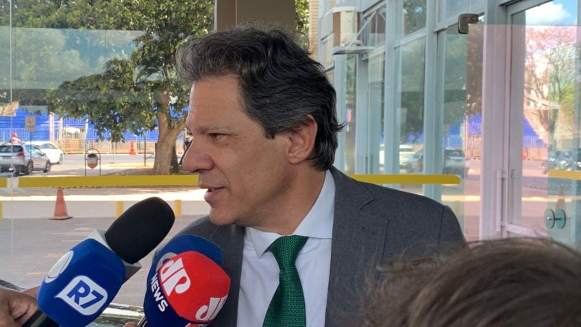 Senado conclui reforma tributária nesta semana, diz Haddad