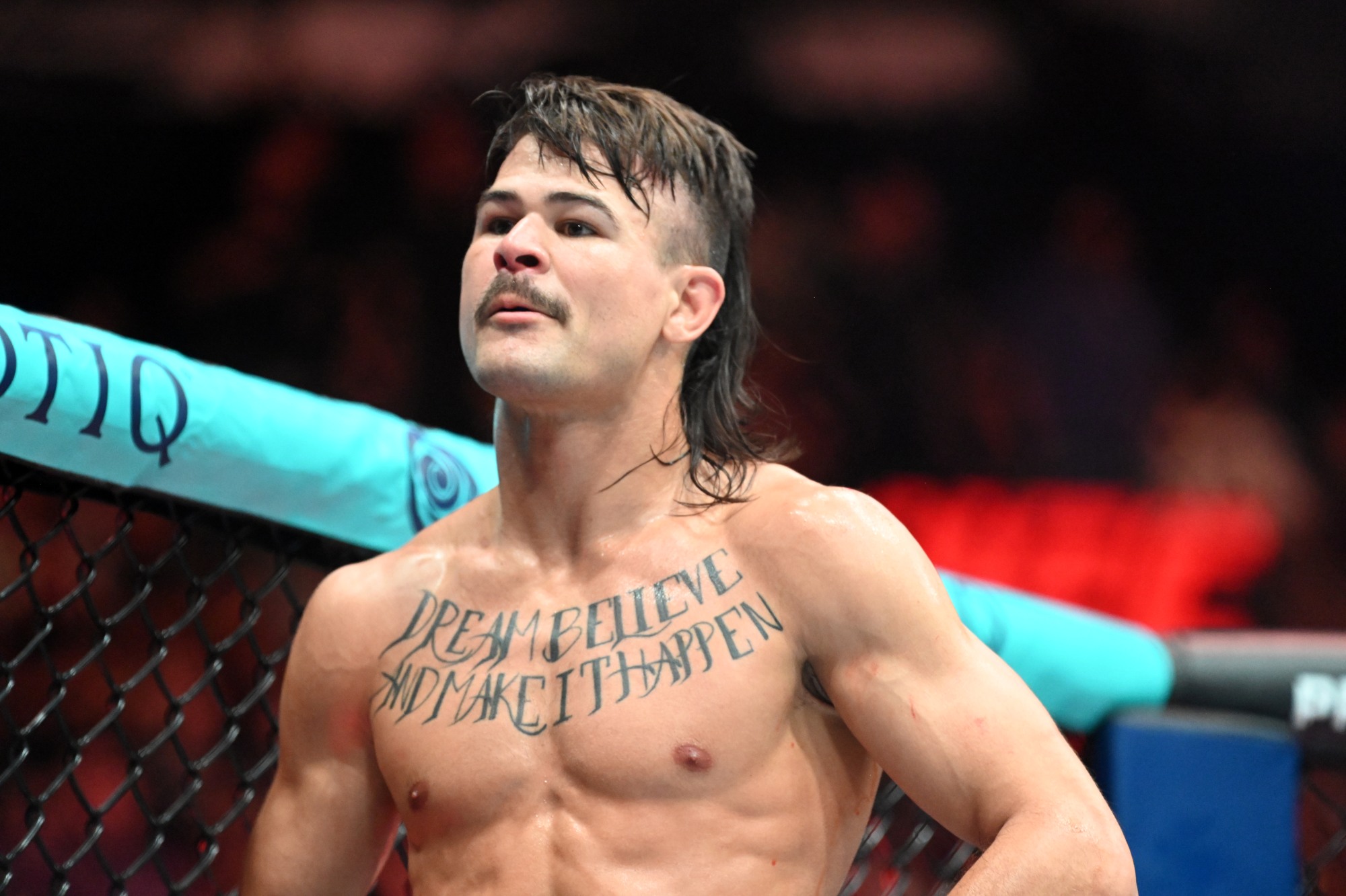 Ex-campeão do UFC elogia nocaute de Diego Lopes: “Em outro nível”