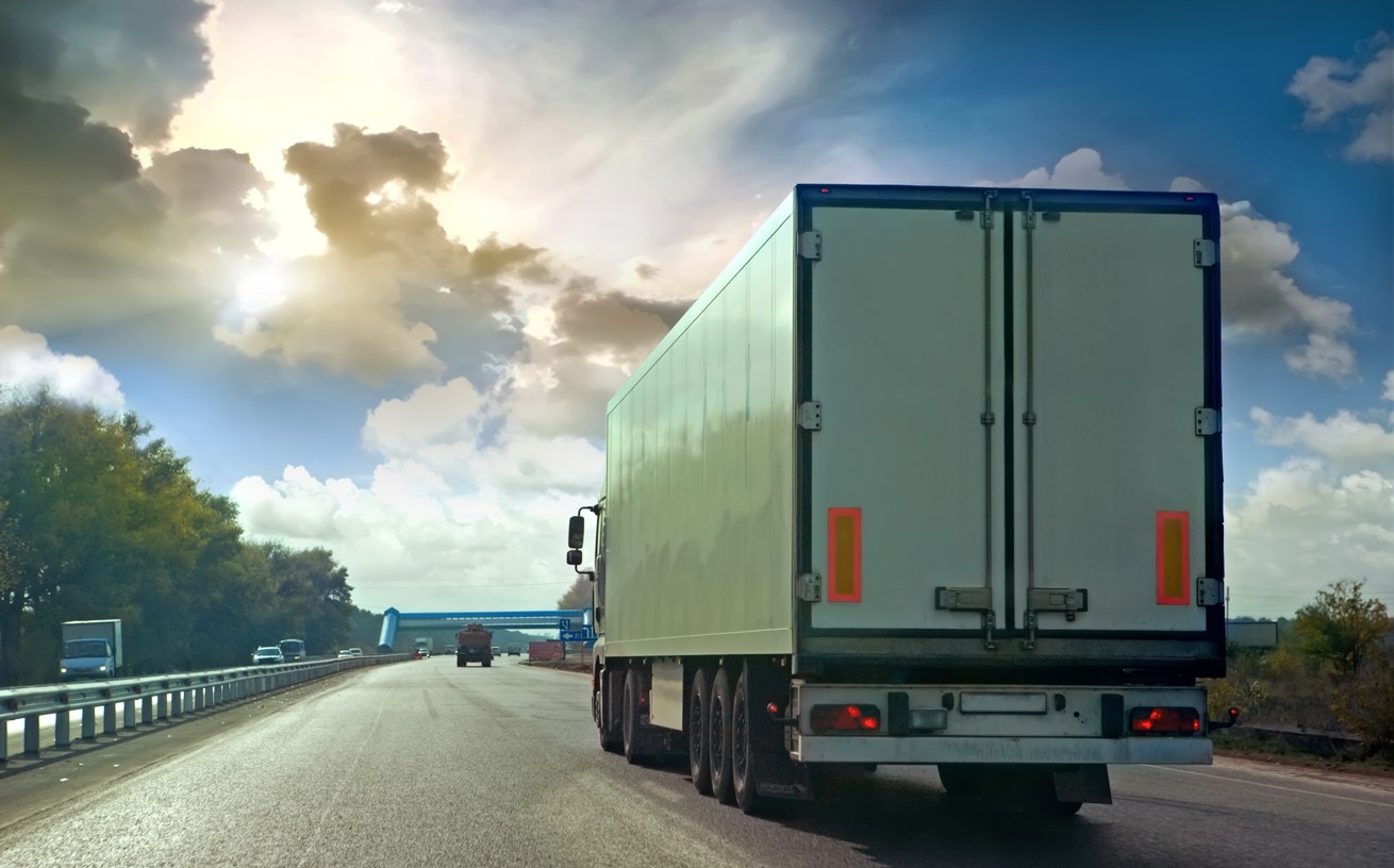 Frete rodoviário cai 0,54% em agosto, mostra IFR