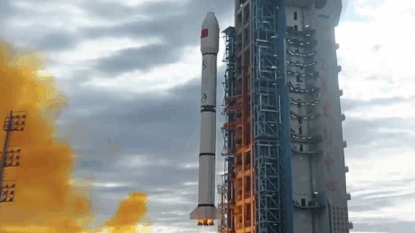 Empresa chinesa lança satélite experimental para internet 