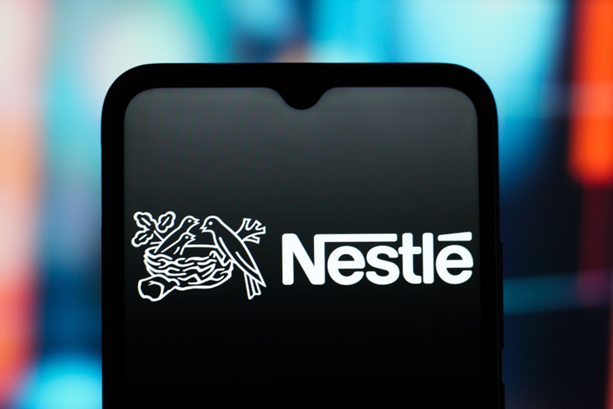 Executivo da Nestlé deixa cargo após CEO se envolver com funcionária