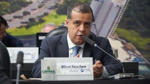 Lei cria programa de prevenção à depressão e ao suicídio entre crianças e adolescentes em Cuiabá