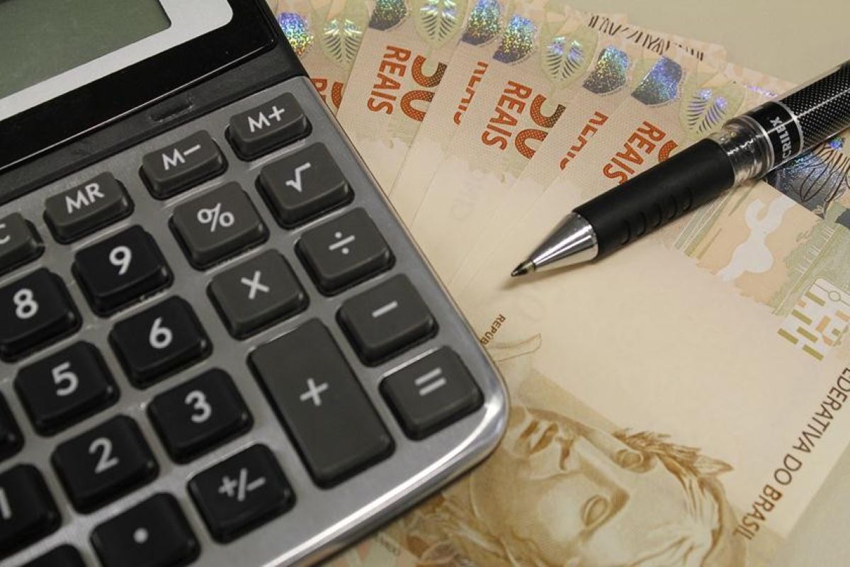 Mais de mil cidades do país não geram recursos nem para pagar prefeito