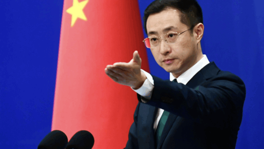 China pede remoção de sistema norte-americano de mísseis no Japão