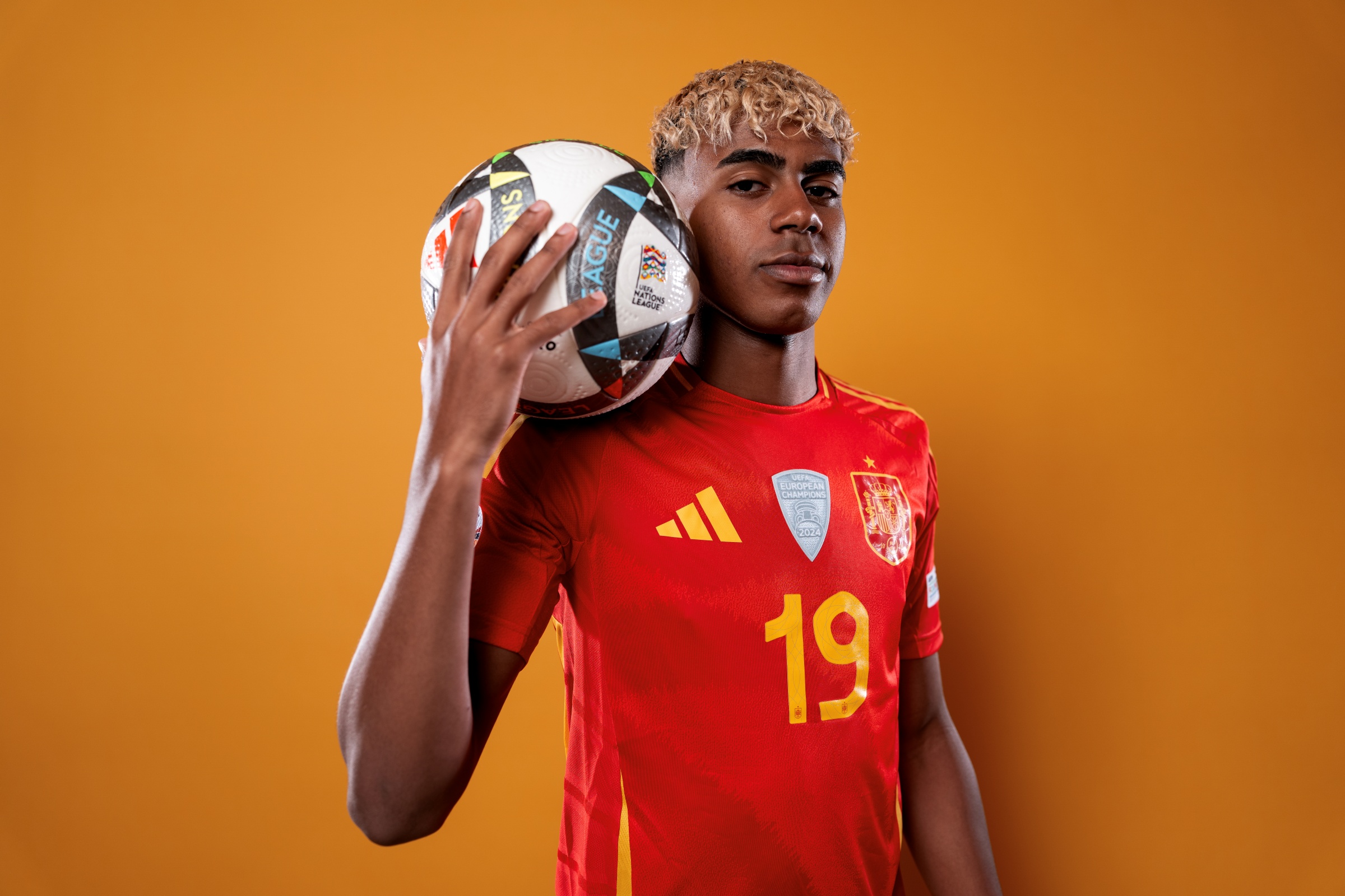 Espanha ultrapassa Argentina em ranking da Fifa; Brasil perde posição