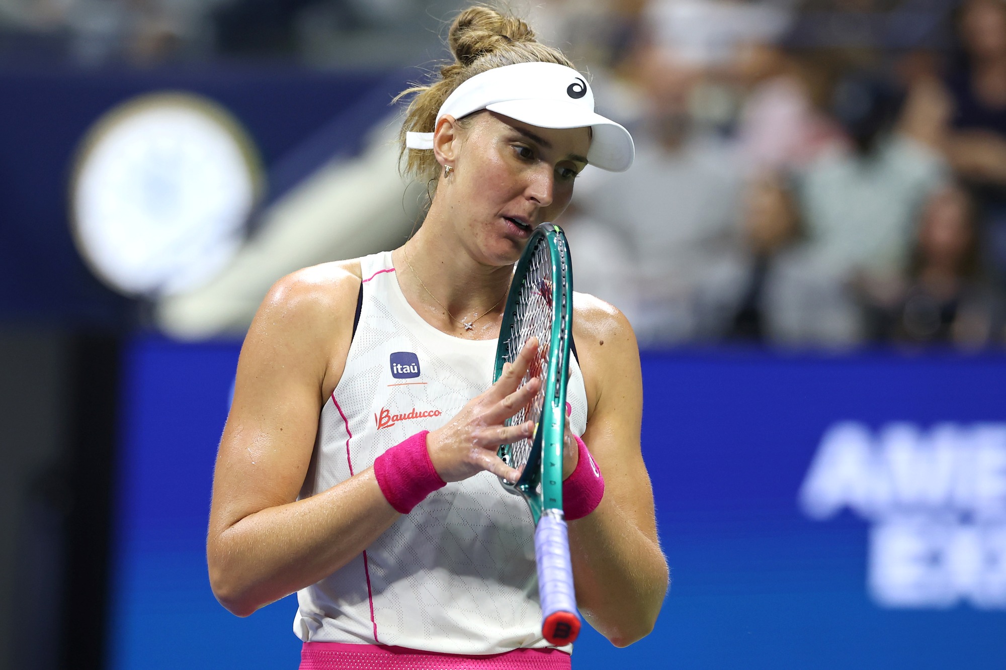 Bia Haddad perde match point contra alemã e é eliminada do WTA de Seul