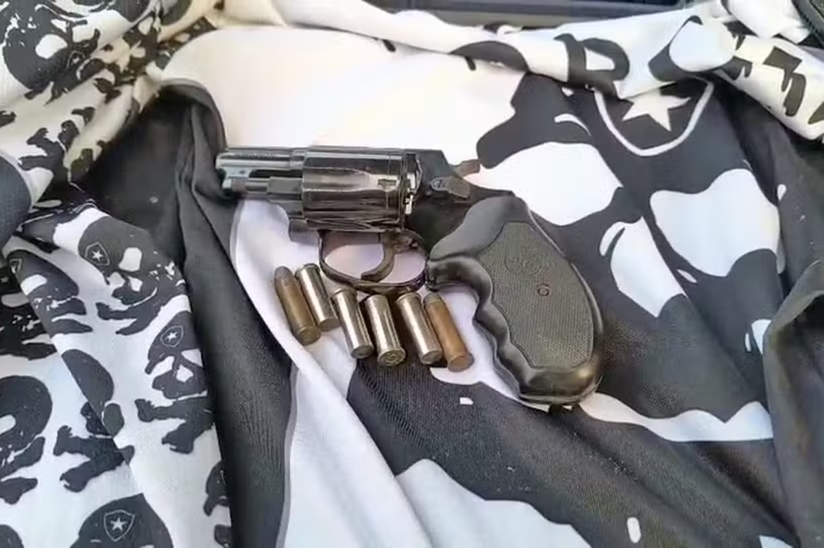 Crime organizado: polícia do Rio faz operação contra torcidas