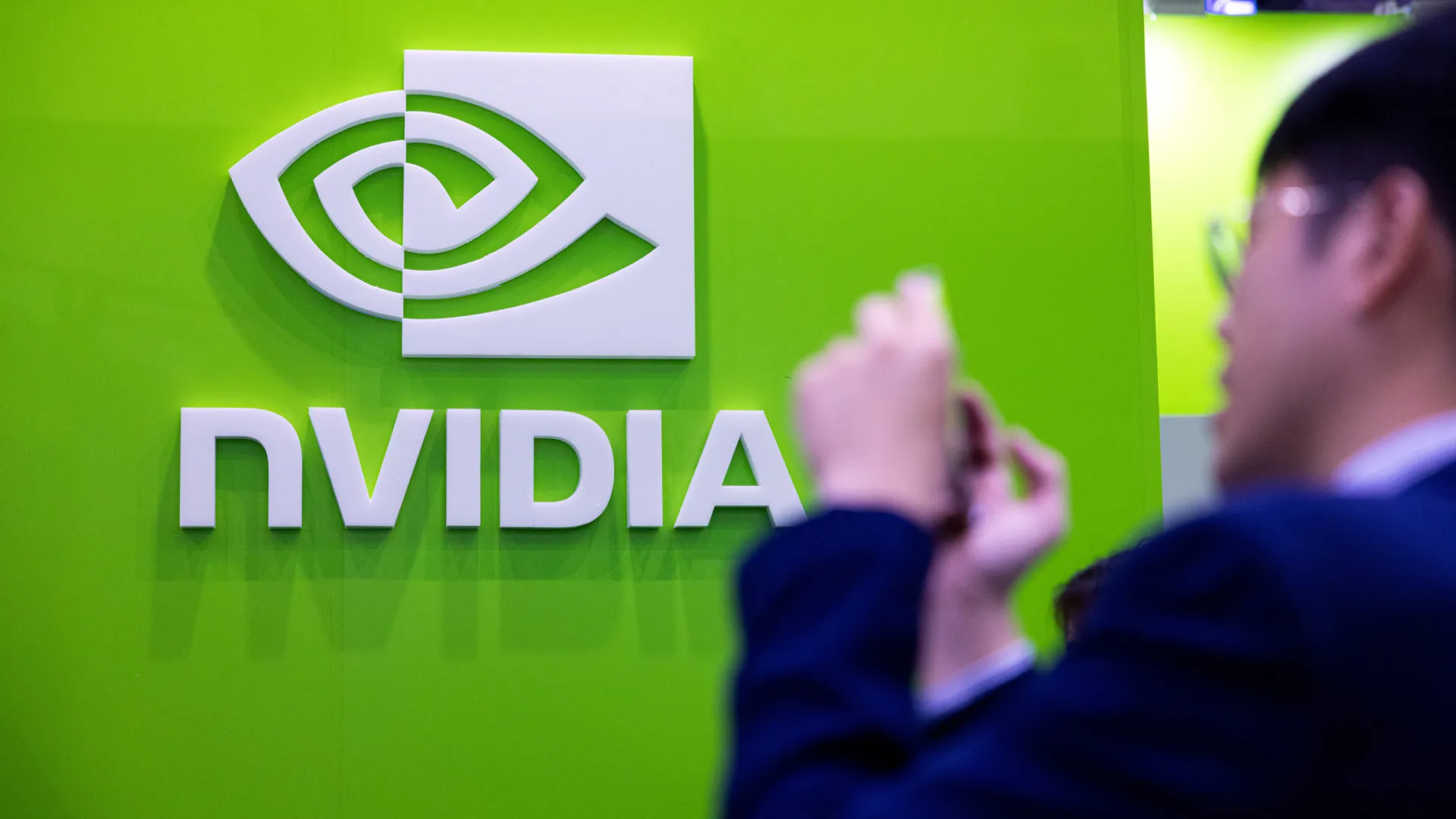 Nvidia anuncia investimento de US$ 5 bi na Intel para desenvolvimento de infraestrutura de IA