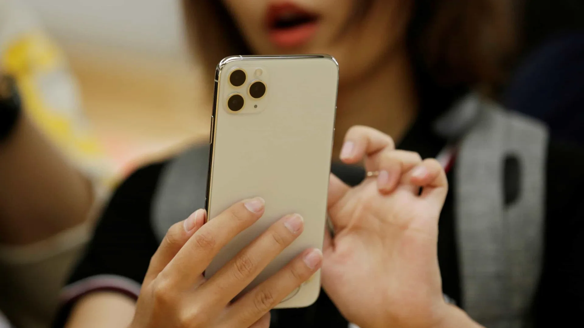Leilão da Receita terá iPhone por R$ 800 e carros a partir de R$ 4.000