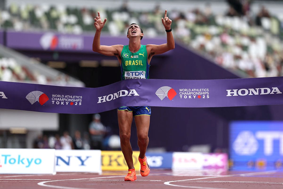 Mundial de Atletismo: Caio Bonfim é ouro na marcha atlética 20km