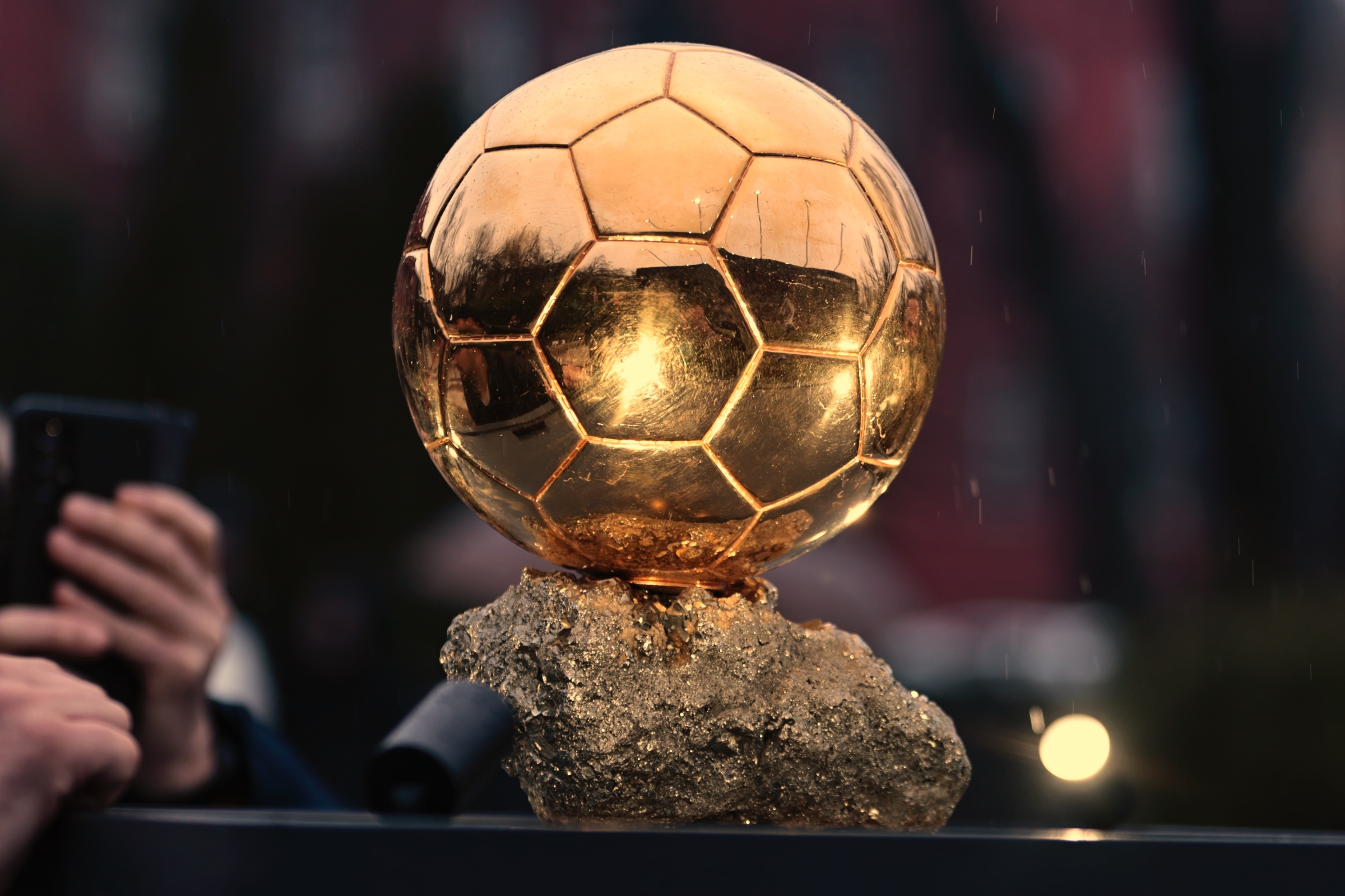 É hoje! Vencedor da Bola de Ouro será conhecido nesta segunda (22/9)