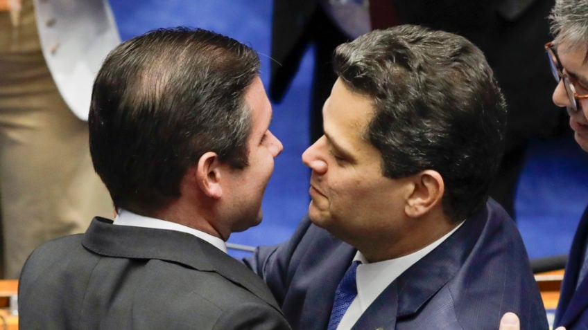 Buscas por Motta e Alcolumbre disparam no Google