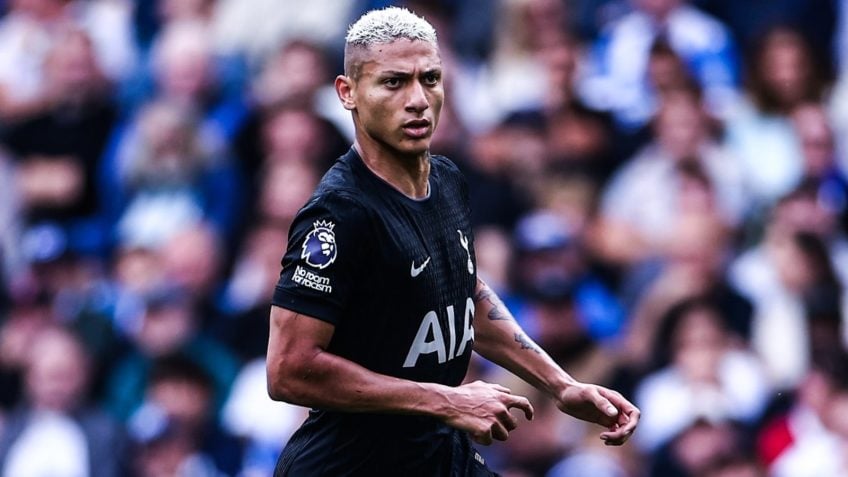 Tottenham recusa oferta de R$ 32 bi de consórcio liderado por ex-DJ
