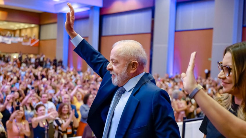 Vamos derrotar vocês outra vez, diz Lula sobre 2026